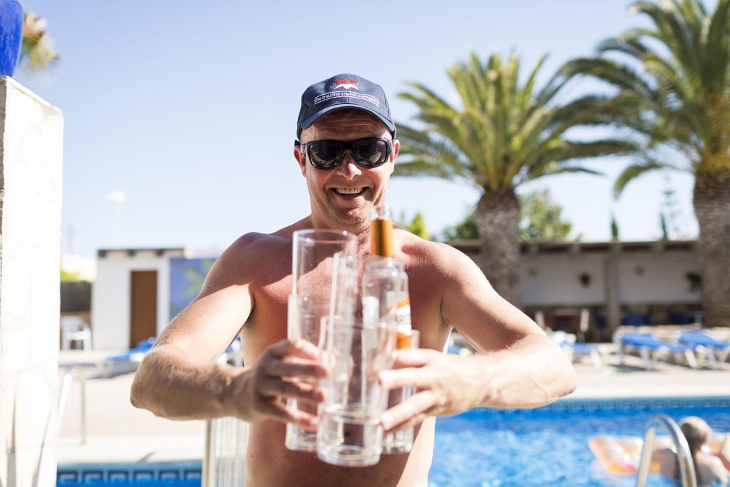 Sant Antoni de Portmany Apartamentos Zodiac מראה חיצוני תמונה