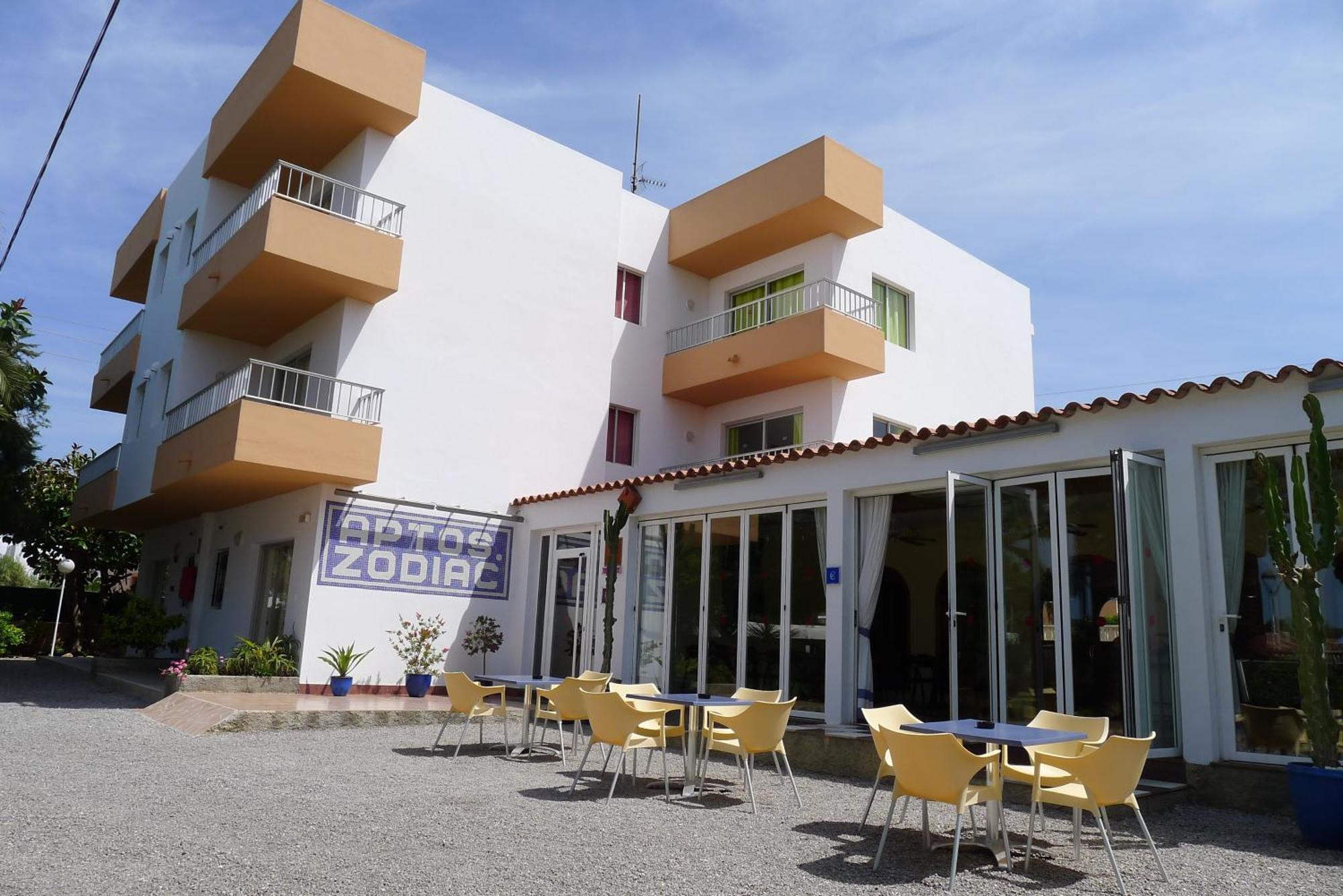 Sant Antoni de Portmany Apartamentos Zodiac מראה חיצוני תמונה